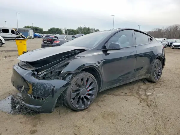 7SAYGDEF7RF021349 2024 TESLA MODEL Y - Image 1