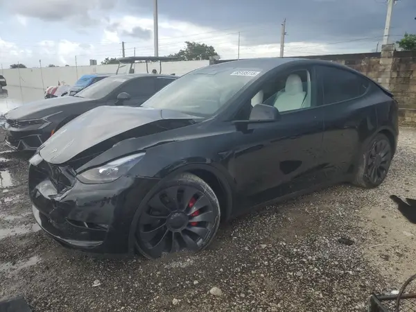 7SAYGDEF7RF059292 2024 TESLA MODEL Y - Image 1