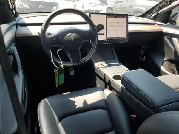 7SAYGDEF7RF064413 2024 TESLA MODEL Y - Image 8
