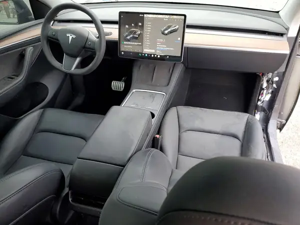 7SAYGDEF7RF085780 2024 TESLA MODEL Y - Image 8
