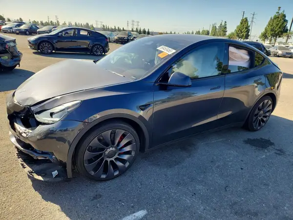 7SAYGDEF7RF087867 2024 TESLA MODEL Y - Image 1