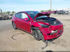 7SAYGDEF7RF105137 2024 TESLA MODEL Y
