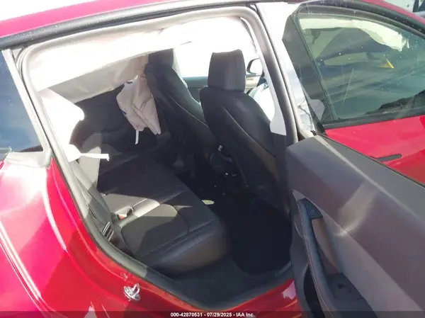 7SAYGDEF7RF105137 2024 TESLA MODEL Y - Image 8
