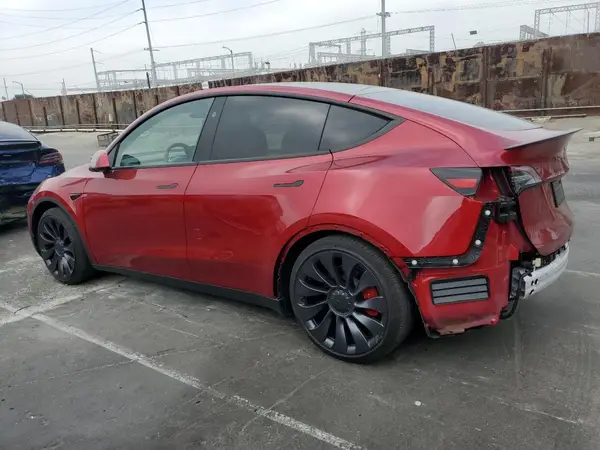 7SAYGDEF7RF154399 2024 TESLA MODEL Y - Image 2