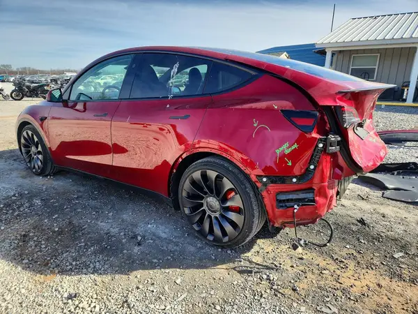 7SAYGDEF7SA347686 2025 TESLA MODEL Y - Image 2