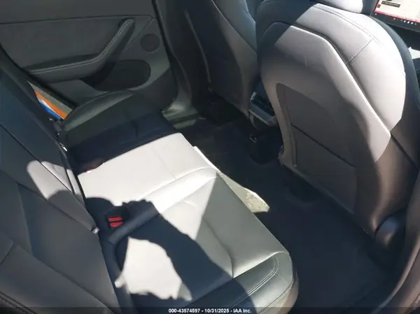 7SAYGDEF7SA350765 2025 TESLA MODEL Y - Image 8