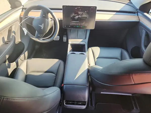 7SAYGDEF7SA350930 2025 TESLA MODEL Y - Image 8