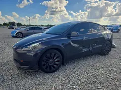 7SAYGDEF7SA372068 2025 TESLA MODEL Y