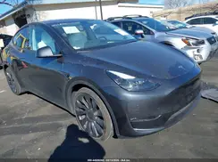 7SAYGDEF7SF242651 2025 TESLA MODEL Y