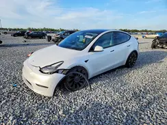 7SAYGDEF8NF326952 2022 TESLA MODEL Y