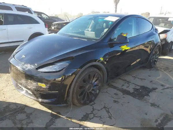 7SAYGDEF8NF340592 2022 TESLA MODEL Y - Image 2