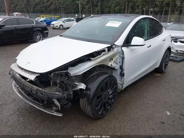 7SAYGDEF8NF345467 2022 TESLA MODEL Y - Image 2