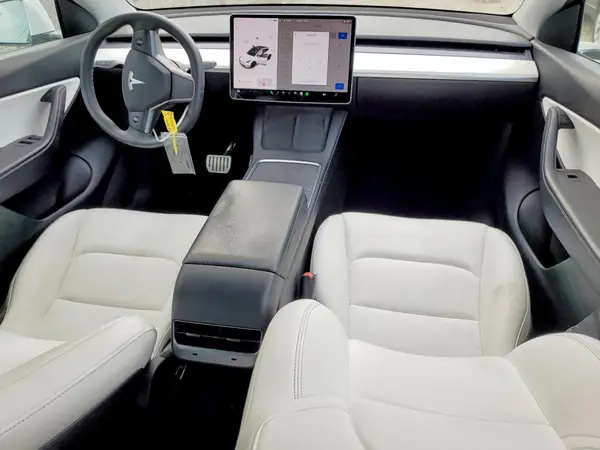 7SAYGDEF8NF350913 2022 TESLA MODEL Y - Image 8