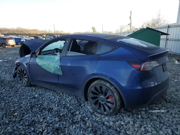 7SAYGDEF8NF374533 2022 TESLA MODEL Y - Image 2
