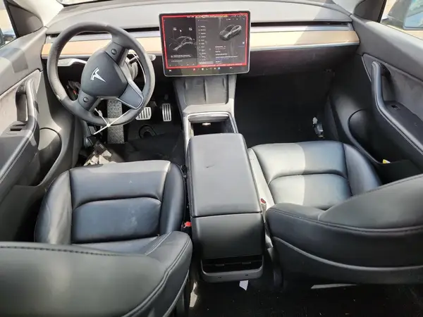 7SAYGDEF8NF379148 2022 TESLA MODEL Y - Image 8