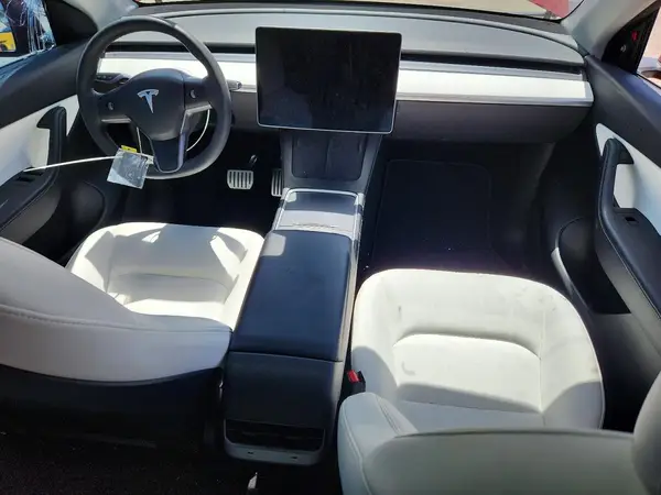 7SAYGDEF8NF381160 2022 TESLA MODEL Y - Image 8