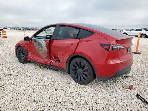 7SAYGDEF8NF397424 2022 TESLA MODEL Y - Image 2