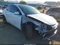 7SAYGDEF8NF404002 2022 TESLA MODEL Y