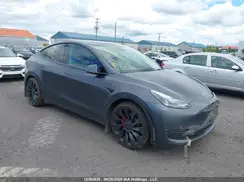7SAYGDEF8NF413797 2022 TESLA MODEL Y