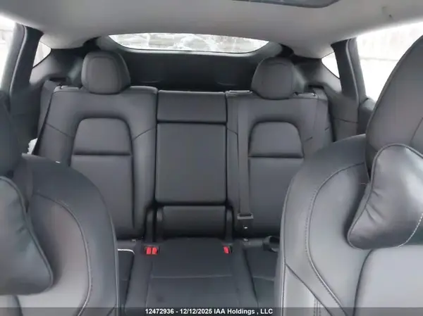 7SAYGDEF8NF444984 2022 TESLA MODEL Y - Image 8