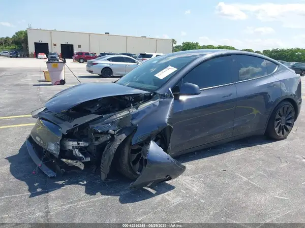 7SAYGDEF8NF450574 2022 TESLA MODEL Y - Image 2