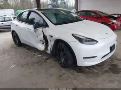 7SAYGDEF8NF462255 2022 TESLA MODEL Y
