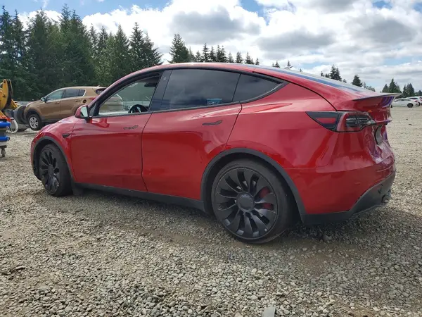 7SAYGDEF8NF464247 2022 TESLA MODEL Y - Image 2