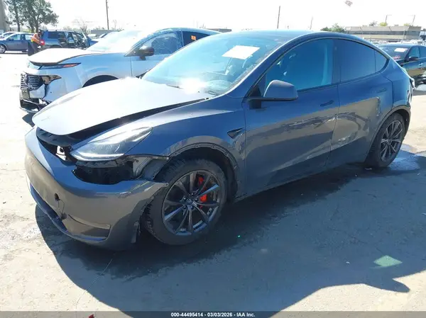 7SAYGDEF8NF484353 2022 TESLA MODEL Y - Image 2