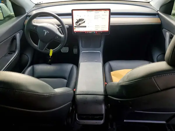 7SAYGDEF8NF488743 2022 TESLA MODEL Y - Image 8