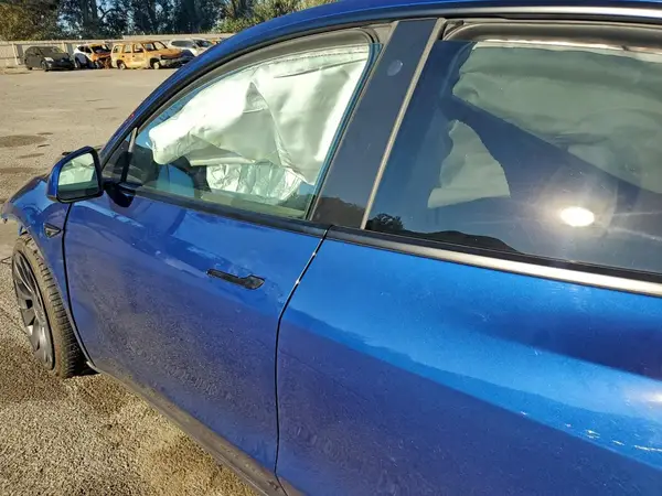 7SAYGDEF8NF492937 2022 TESLA MODEL Y - Image 8