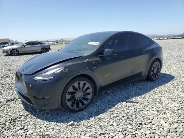 7SAYGDEF8NF492954 2022 TESLA MODEL Y - Image 1