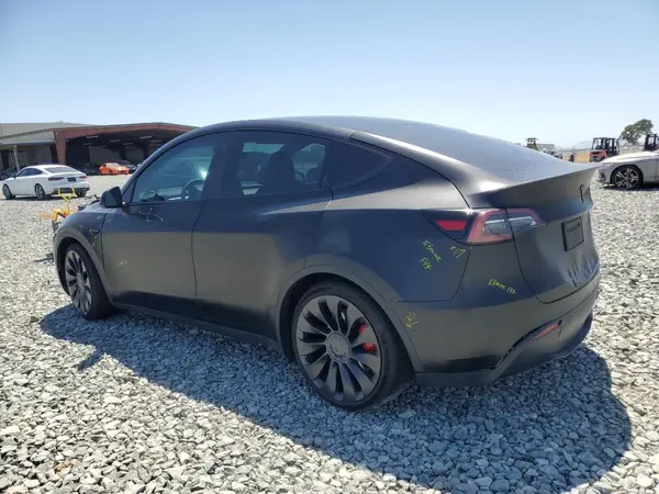 7SAYGDEF8NF492954 2022 TESLA MODEL Y - Image 2