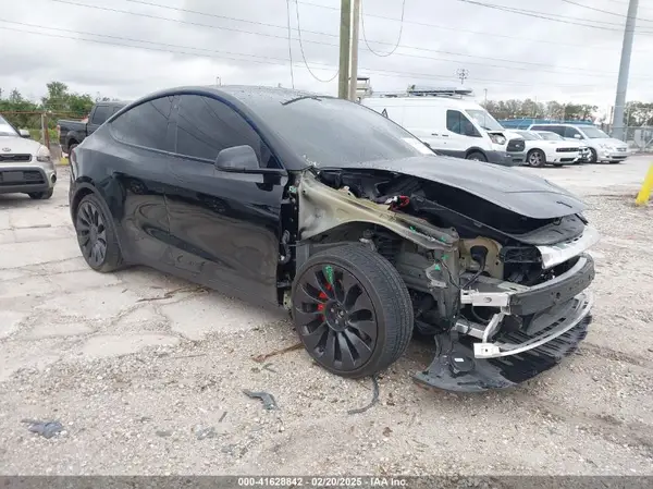 7SAYGDEF8NF501099 2022 TESLA MODEL Y - Image 1