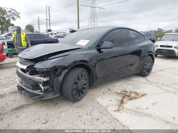 7SAYGDEF8NF501099 2022 TESLA MODEL Y - Image 2