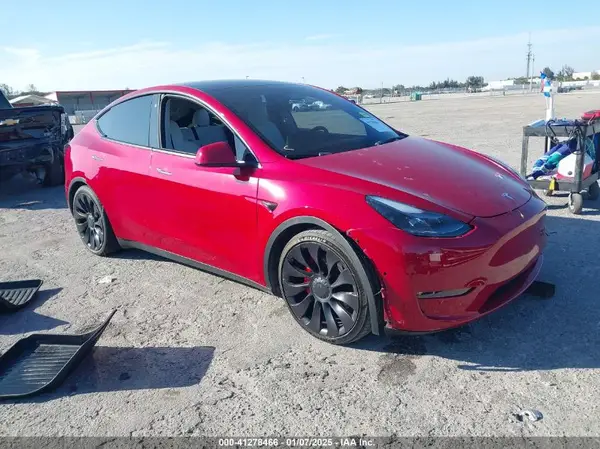 7SAYGDEF8NF510448 2022 TESLA MODEL Y - Image 1