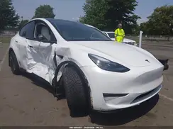 7SAYGDEF8NF517481 2022 TESLA MODEL Y