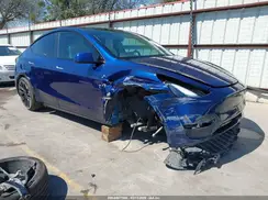 7SAYGDEF8NF531297 2022 TESLA MODEL Y