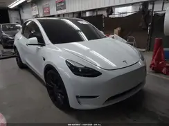 7SAYGDEF8NF543398 2022 TESLA MODEL Y