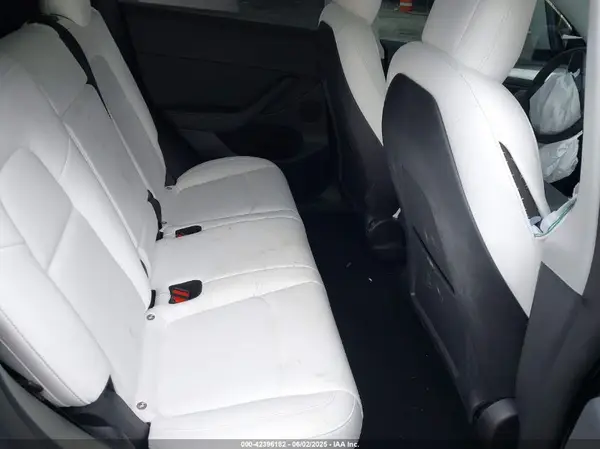 7SAYGDEF8NF545894 2022 TESLA MODEL Y - Image 8