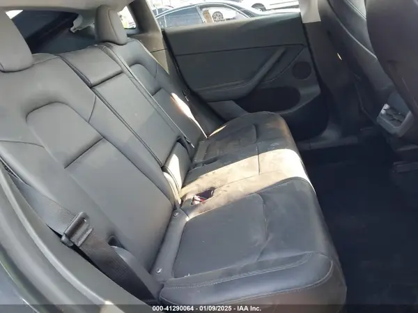 7SAYGDEF8NF551694 2022 TESLA MODEL Y - Image 8