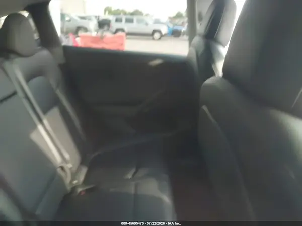 7SAYGDEF8PF594497 2023 TESLA MODEL Y - Image 8