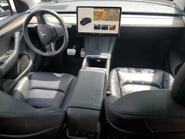 7SAYGDEF8PF611802 2023 TESLA MODEL Y - Image 8