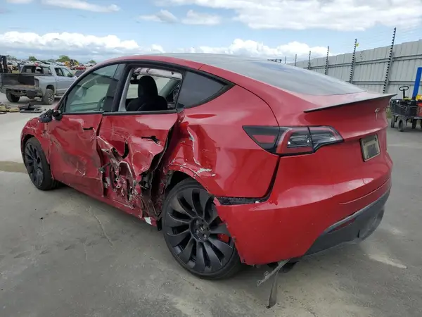 7SAYGDEF8PF637218 2023 TESLA MODEL Y - Image 2