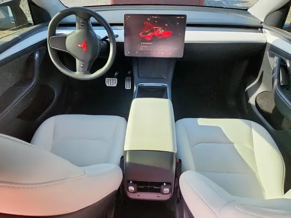 7SAYGDEF8PF664810 2023 TESLA MODEL Y - Image 8