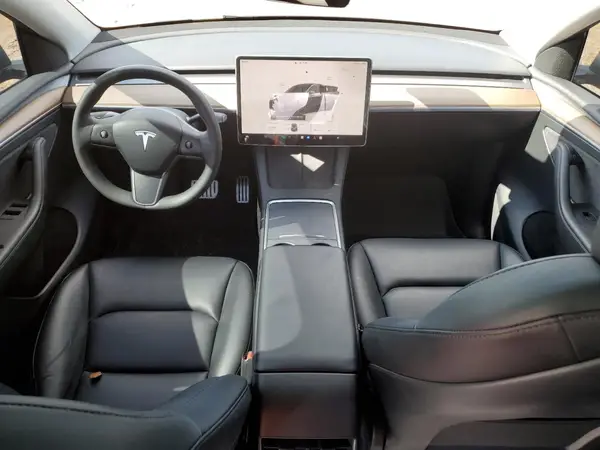 7SAYGDEF8PF692848 2023 TESLA MODEL Y - Image 8