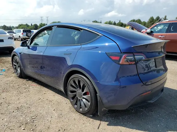 7SAYGDEF8PF698424 2023 TESLA MODEL Y - Image 2