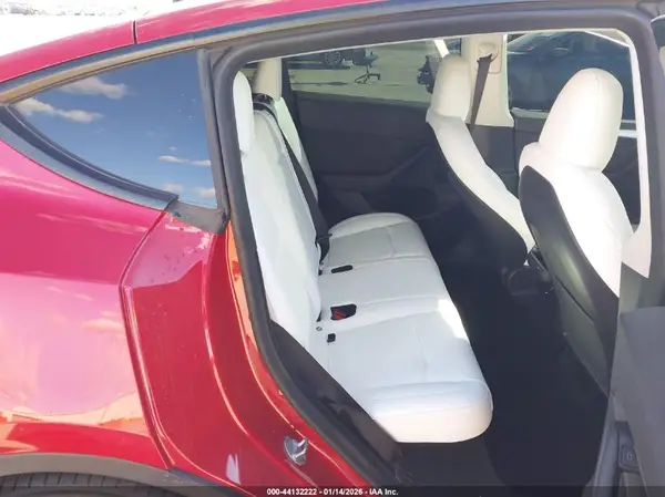 7SAYGDEF8PF701676 2023 TESLA MODEL Y - Image 8