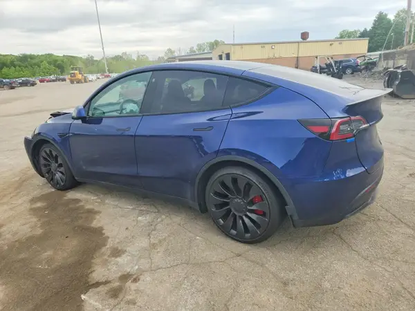 7SAYGDEF8PF709888 2023 TESLA MODEL Y - Image 2