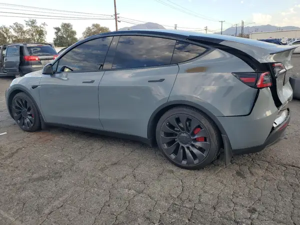 7SAYGDEF8PF738243 2023 TESLA MODEL Y - Image 2