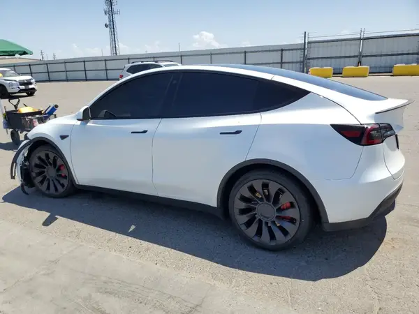 7SAYGDEF8PF743619 2023 TESLA MODEL Y - Image 2